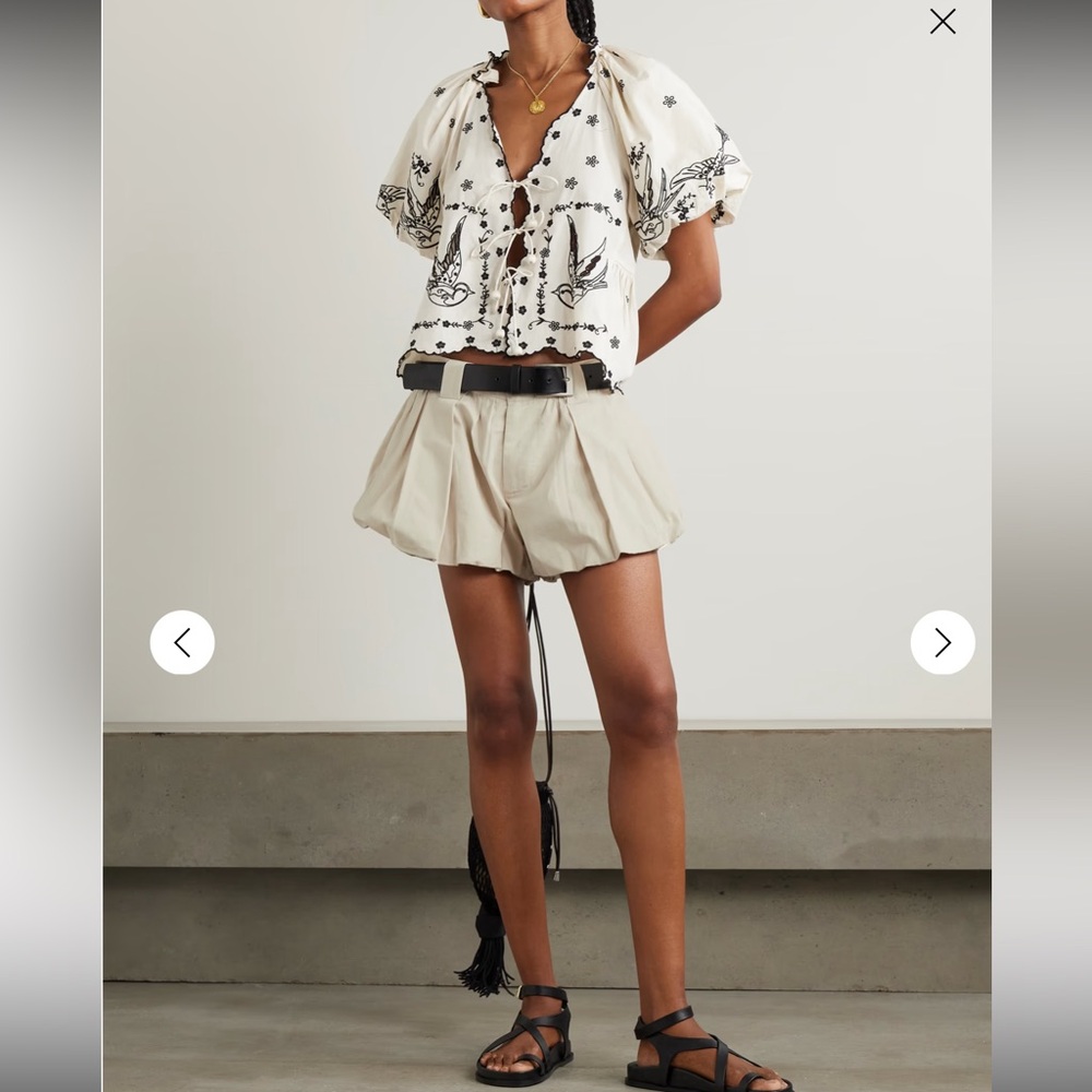 Women's Cream Pleated Shorts